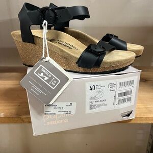 Papillo by Birkenstock Soley in Black, women’s size 9 European size 40